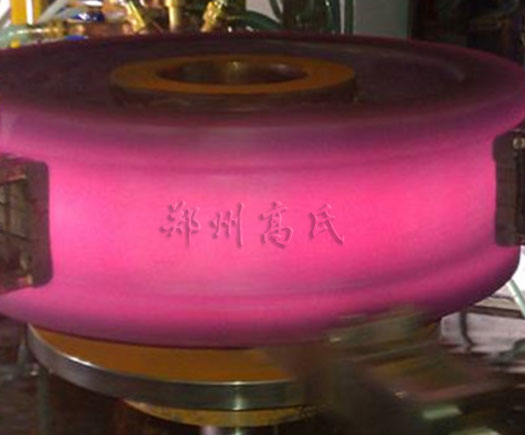 支重輪淬火，中頻淬火電源效果好